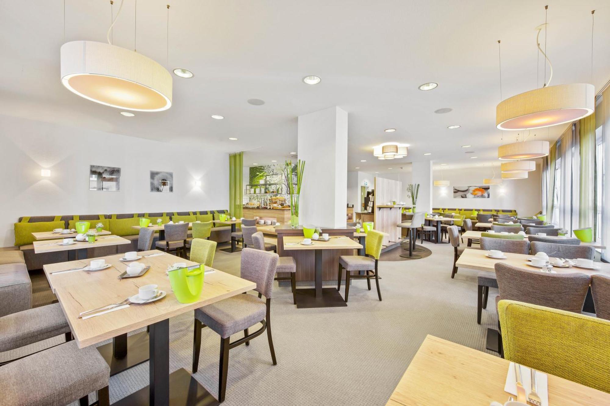 Best Western Hotel Favorit Ludwigsburg Bagian luar foto