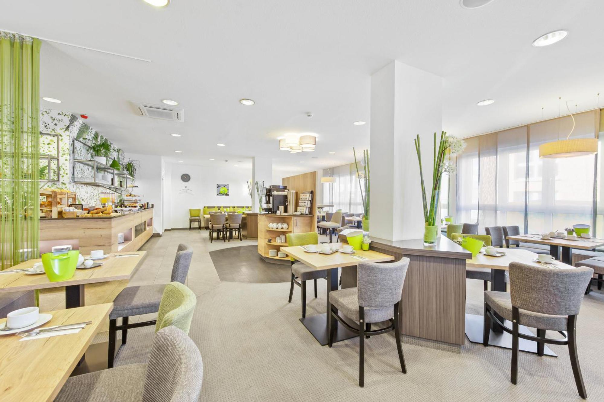 Best Western Hotel Favorit Ludwigsburg Bagian luar foto