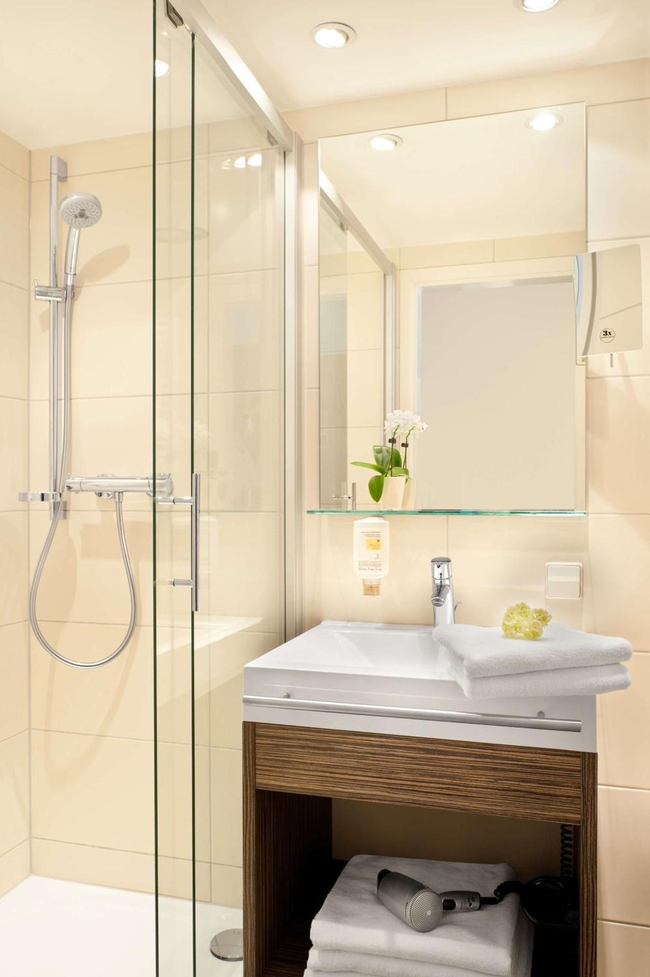 Best Western Hotel Favorit Ludwigsburg Bagian luar foto