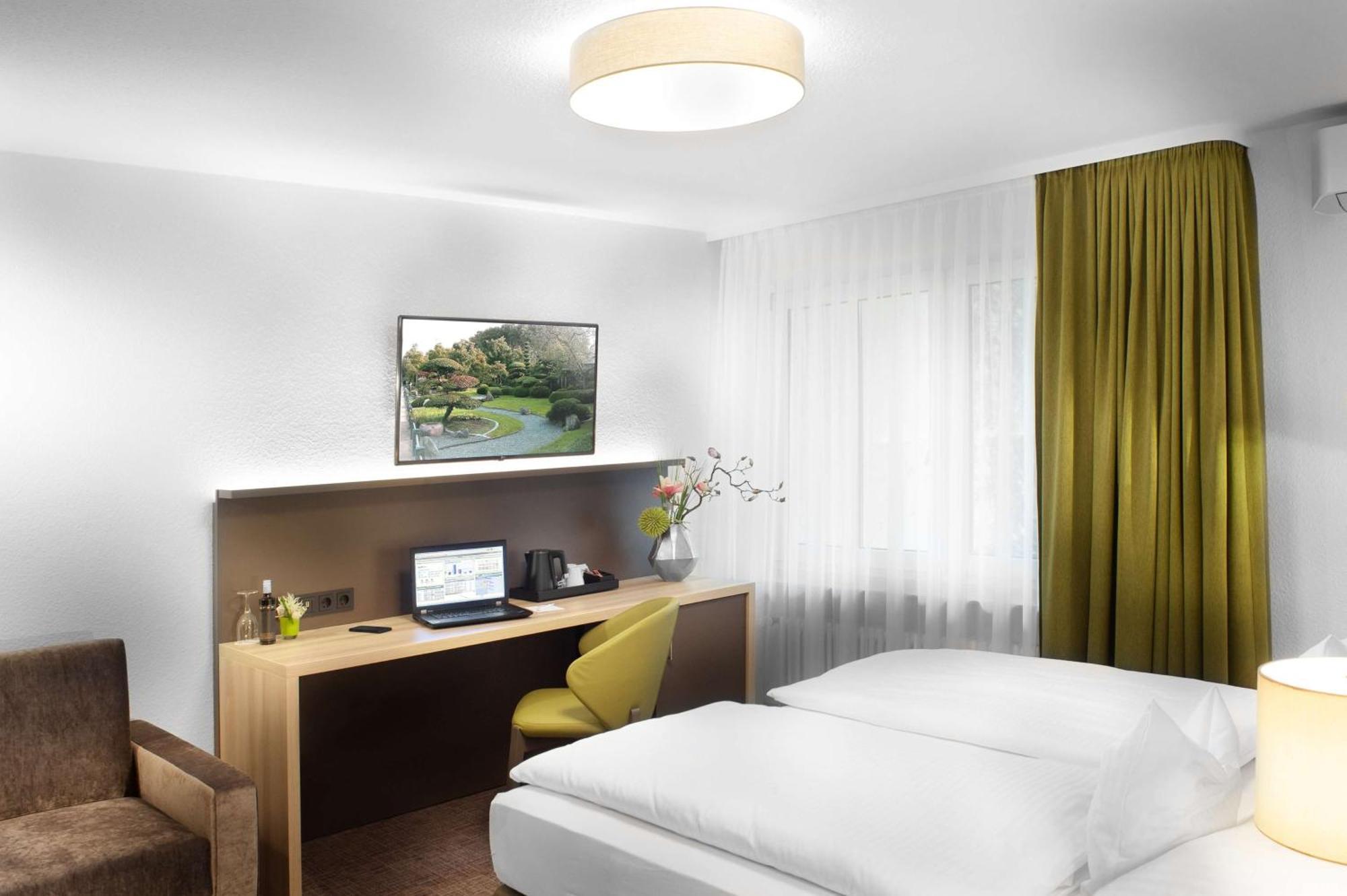 Best Western Hotel Favorit Ludwigsburg Bagian luar foto