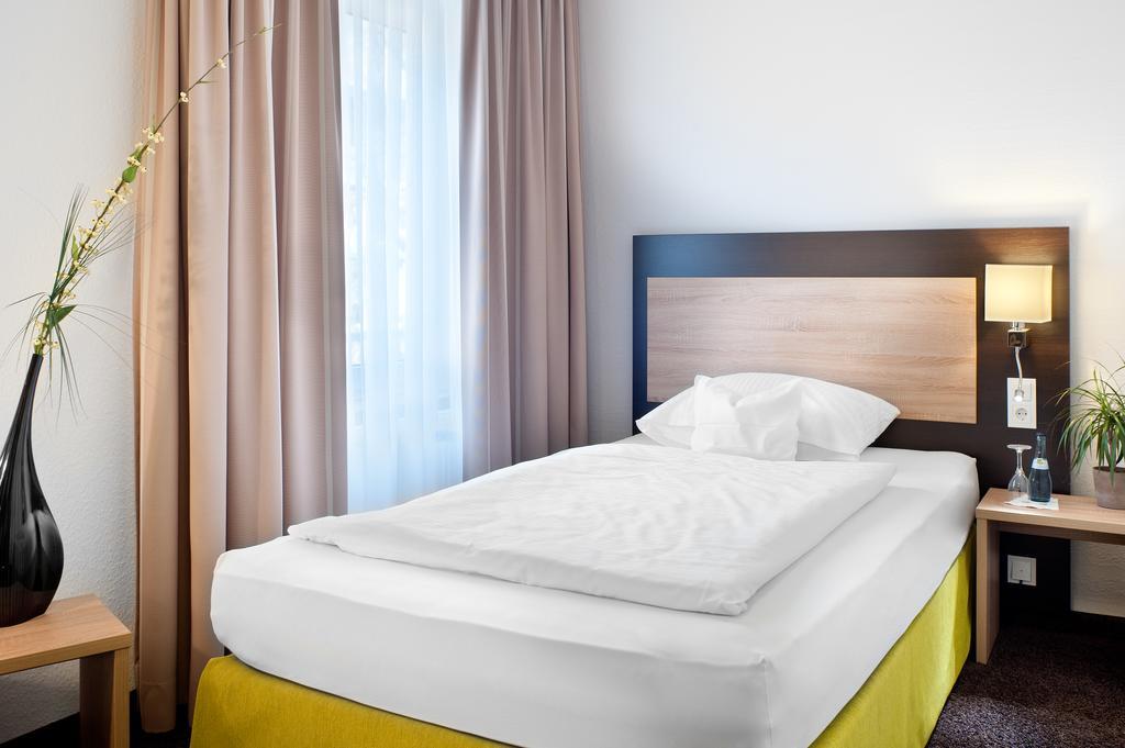 Best Western Hotel Favorit Ludwigsburg Ruang foto