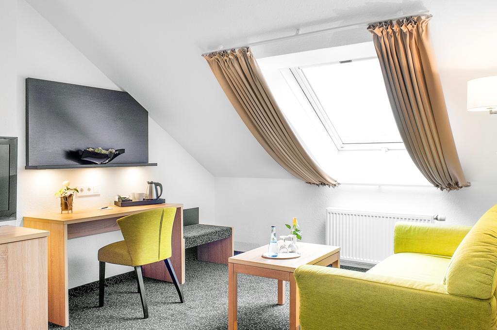 Best Western Hotel Favorit Ludwigsburg Ruang foto