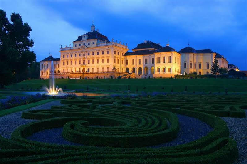 Best Western Hotel Favorit Ludwigsburg Bagian luar foto